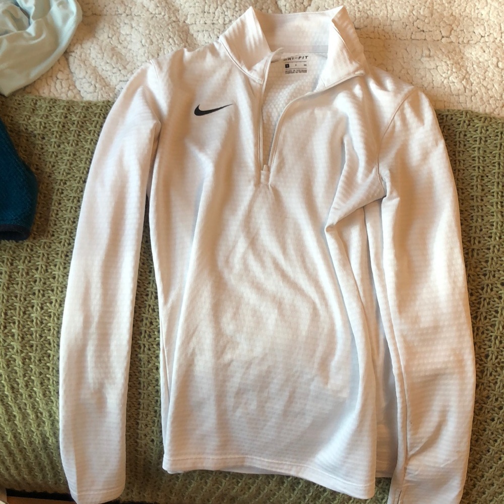 Nike dri fit pull over
